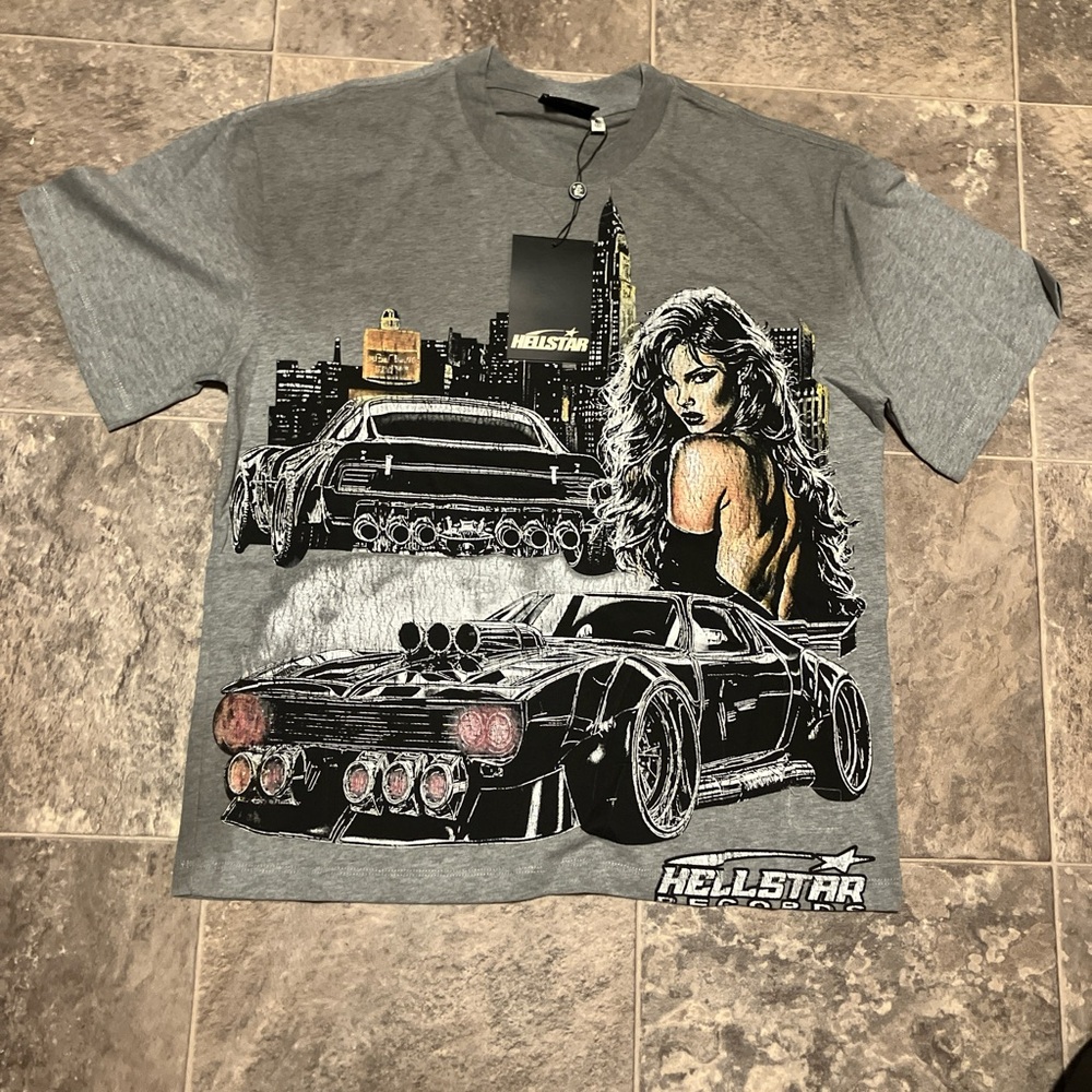 Hellstar Graphic Muscle Car Tee - Gray with Black & Yellow Print